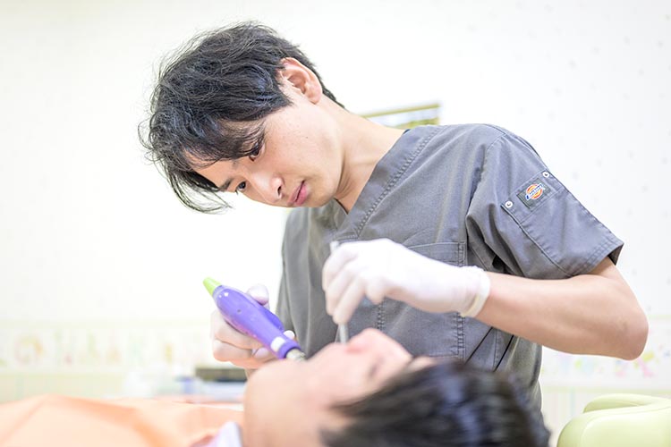 歯科口腔外科治療のイメージ画像