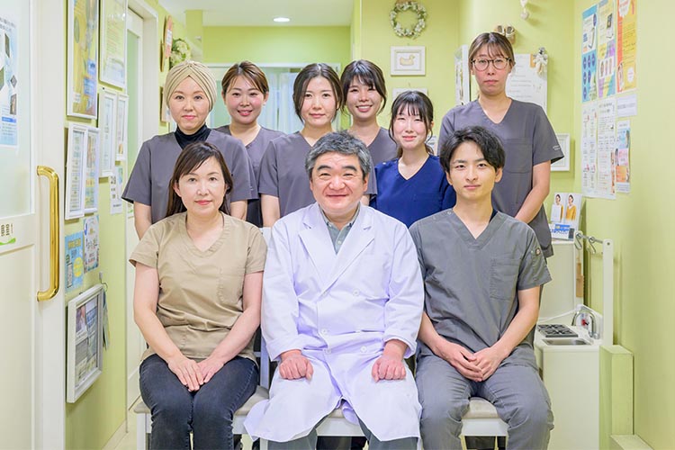 スタッフ集合写真